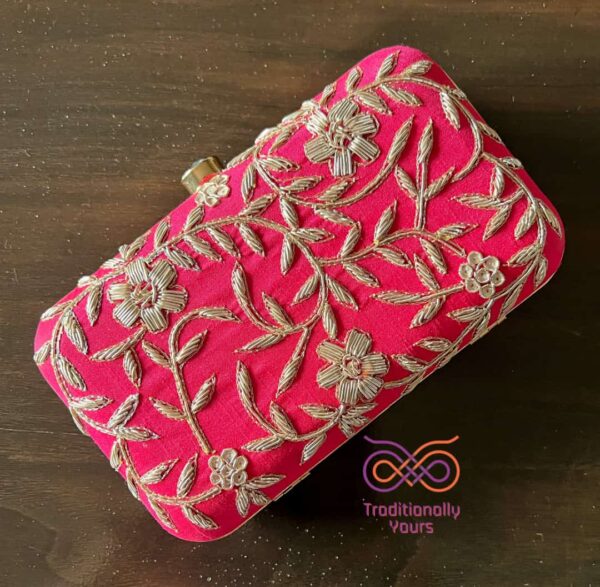 Handcrafted box clutch