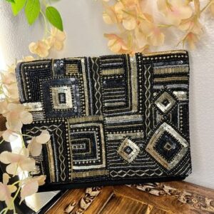 Handwork flap clutch