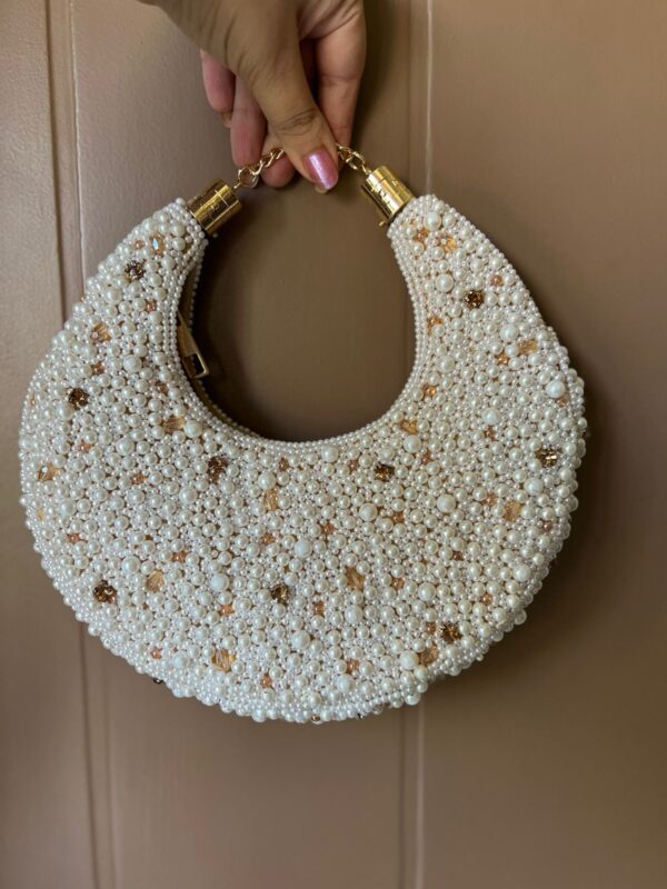 Pearl moon handwork clutch