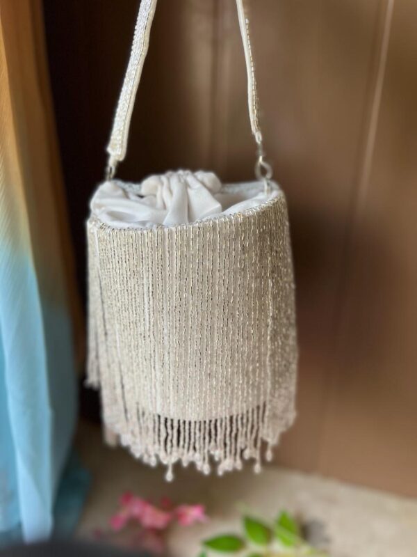 Tassels bucket bag