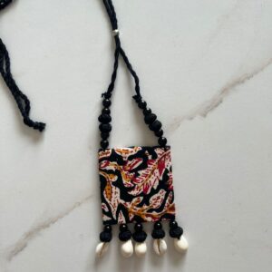 Fabric necklace