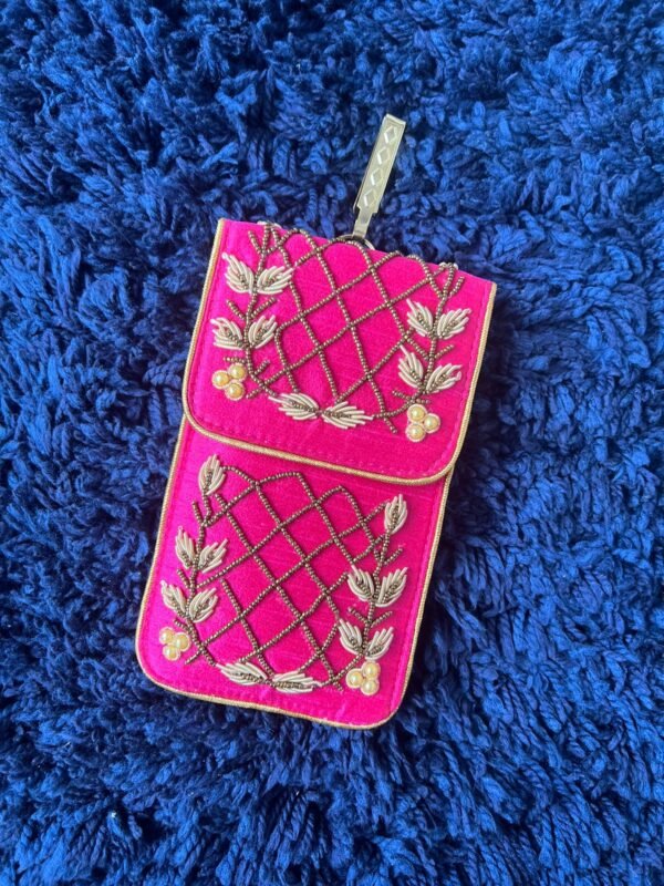 Zardozi Mobile Sling Bag