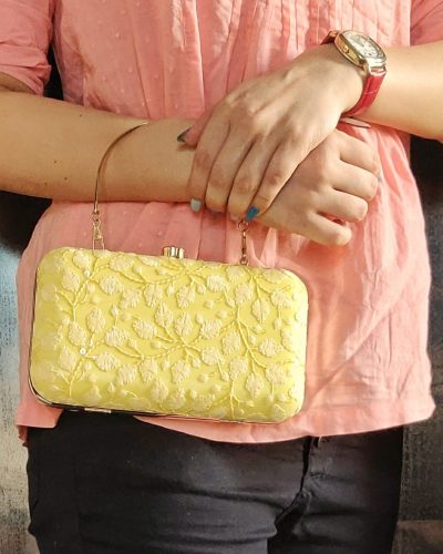 Buy SriAog Handicrafts Women's Hand Held bag SMALL Size Banjara return  gifts for women bags Mini Handle Bag Handmade Hand Purse Cotton 9x7x3 Inch  Size Original Beads Thread Work | Baby Pink